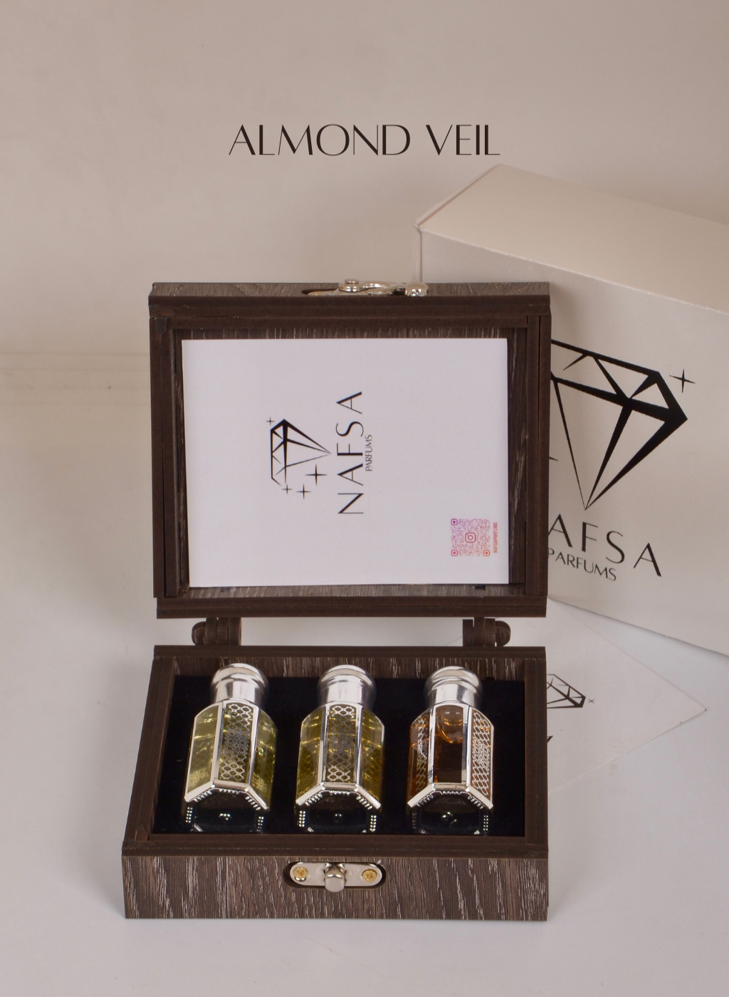 ALMOND VEIL